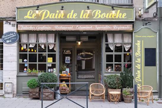 Façade de l'estaminet Le Pain de la Bouche dans le centre de Lens